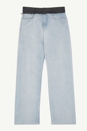 Straight-leg jeans